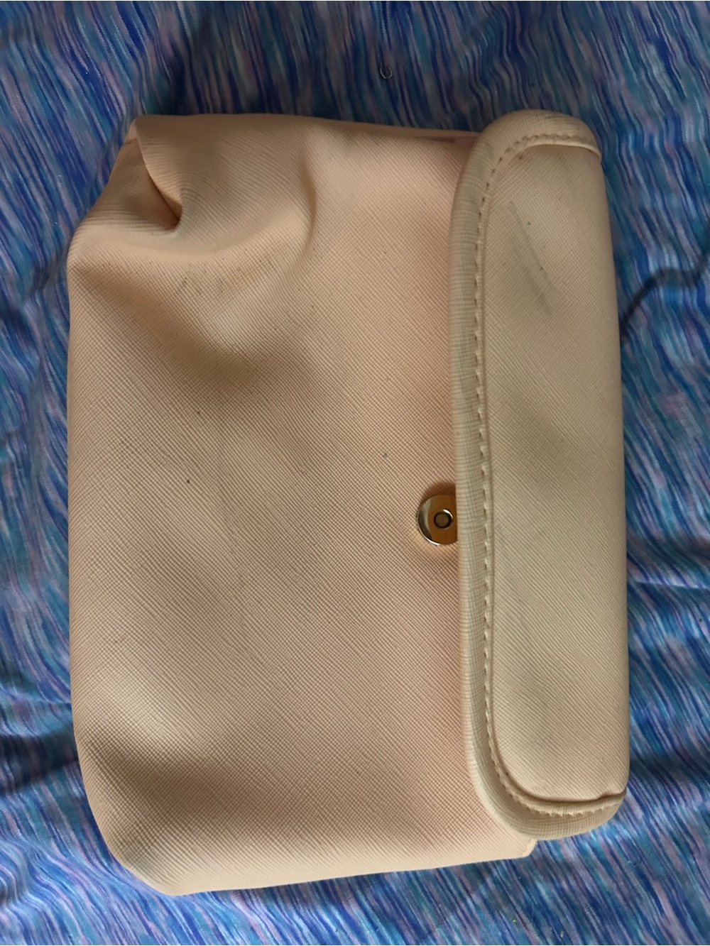 Cream Compact Cosmetic Pouch - Sleek Everyday Organizer